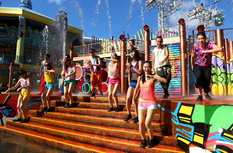 圖片四- 海繽樂園廣場的霹靂水舞Show   