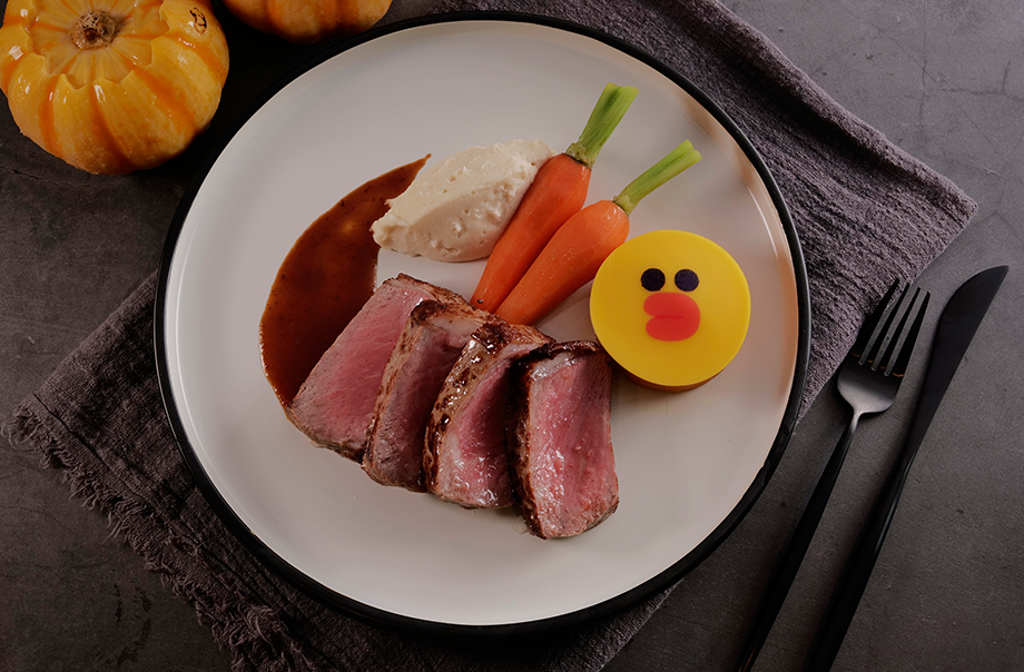 SALLY’s Steak Halloween Feast