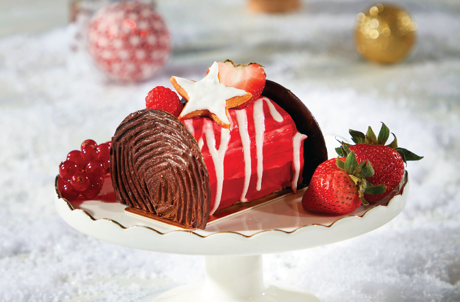 Strawberries with White Chocolate and Chestnut Yule Log Cake