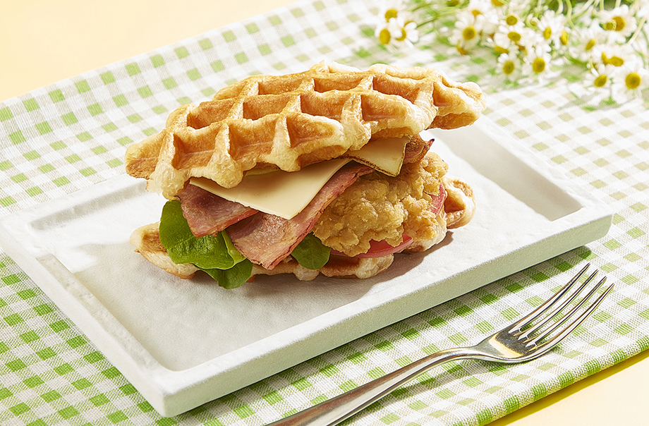 炸雞窩夫三文治