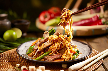 泰式炒牛肉河粉