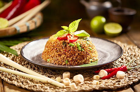 泰式牛鬆蝦頭油炒飯