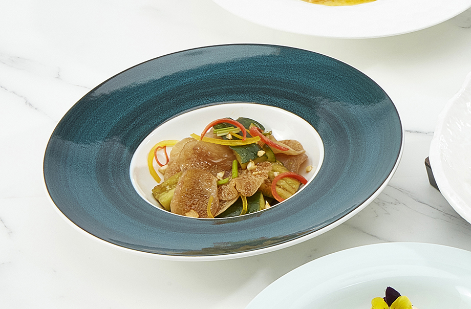 Marinated Amber Wood Fungus with Cucumber 
